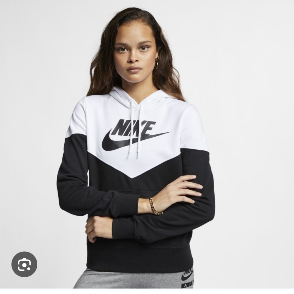 Women's Nike Black & Gray Hooded Sweatshirt - Size Small Great Condition